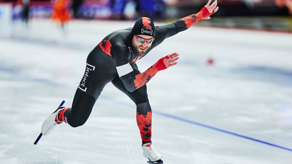 Nationaux de patinage de vitesse: un 4e titre consécutif pour Laurent Dubreuil - TVA Sports