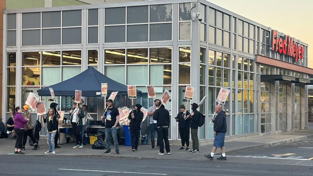 Labor union calls for boycott of Fred Meyer after strike ends in Portland. Here's what to know