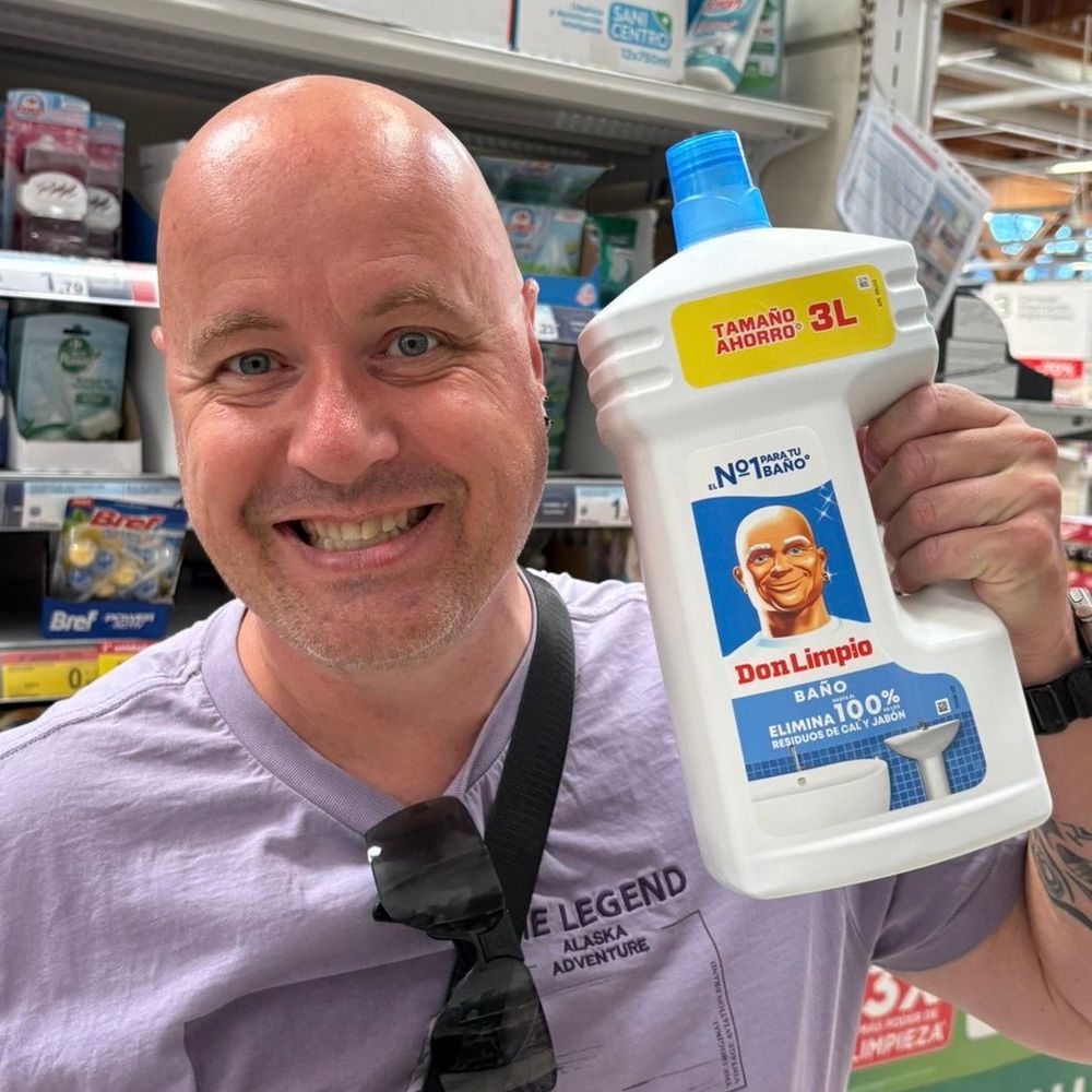 Me holding a bottle of Don Limpio aka Mr Clean. A spitting image. 