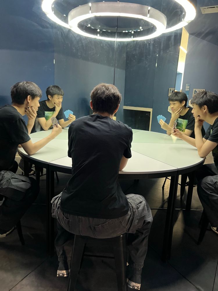 Clone mirror