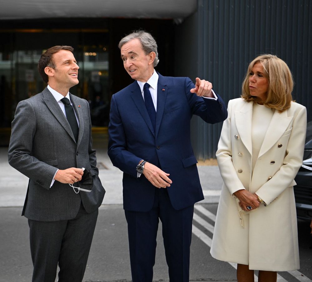 E. Macron B. Arnault B. Macron