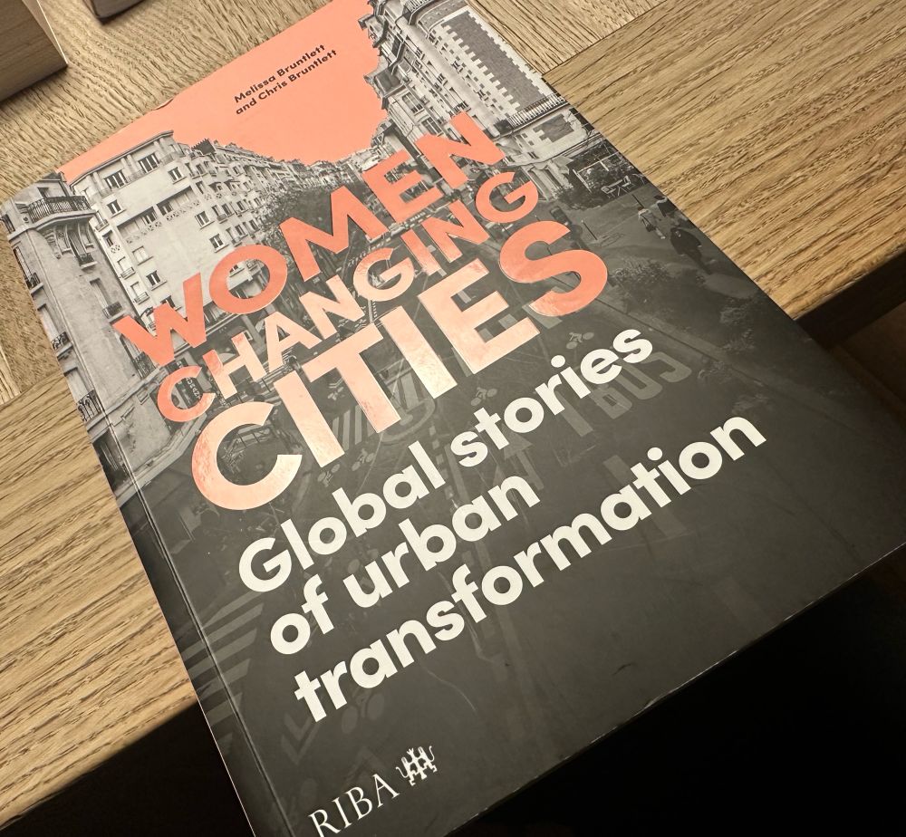 Cover of Women Changing Cities!