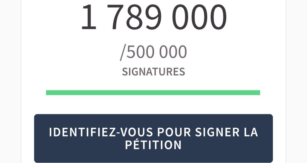 Copie d'écran du site de l'#AssembleeNationale avec  1. 789.000 signatures 👌
