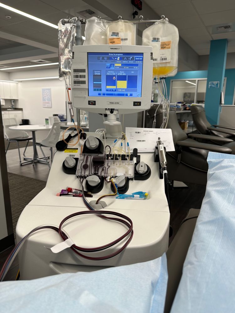 A small, quiet plateletpharesis machine