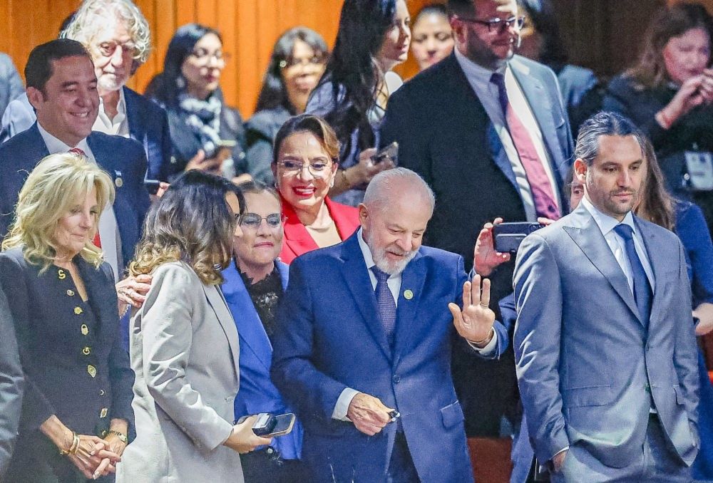 Avião de Lula apresenta ‘problema técnico’ após decolagem no México – Jovem Pan