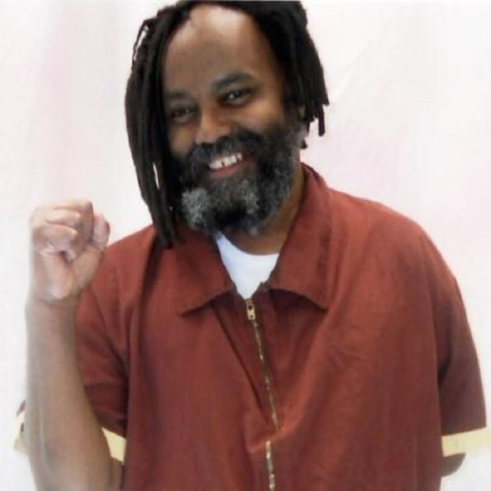 Mumia Abu-Jamal reads Message of Solidarity to Water Defenders by Leonard Peltier