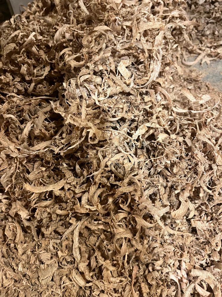 wood shavings. lots of them.