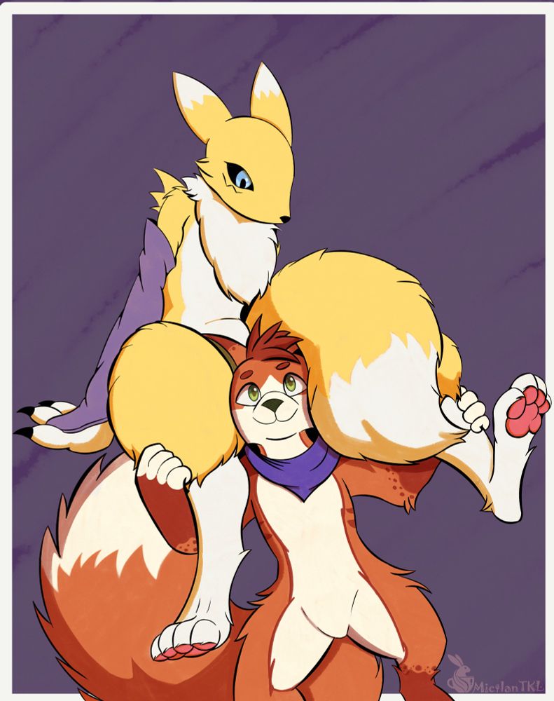 Renamon con un zorro entre sus piernas