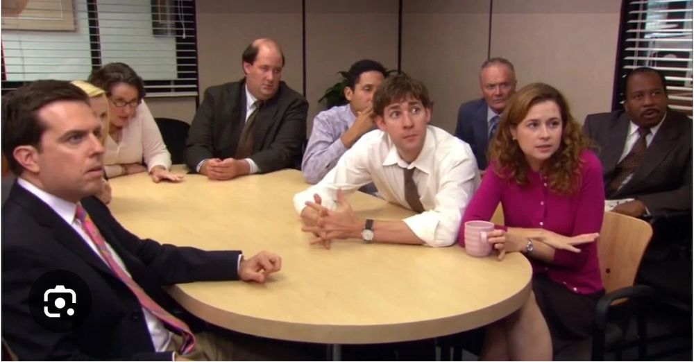 Screenshot of a scene from The Office so I can show the color scheme and lines here look the same as the photo shared earlier in the thread.