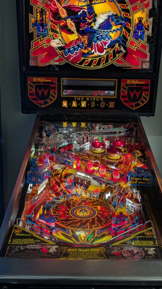 Black Knight 2000 pinball machine