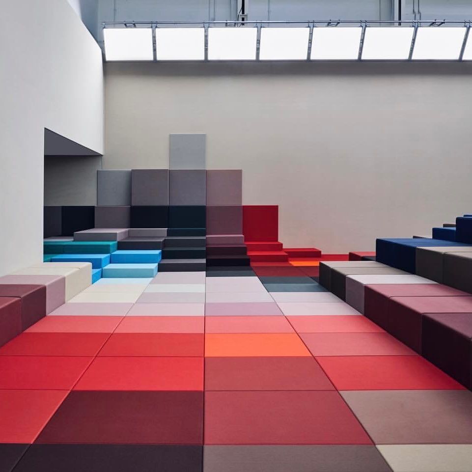 Marc Newson designed FENDI’s SS26 show