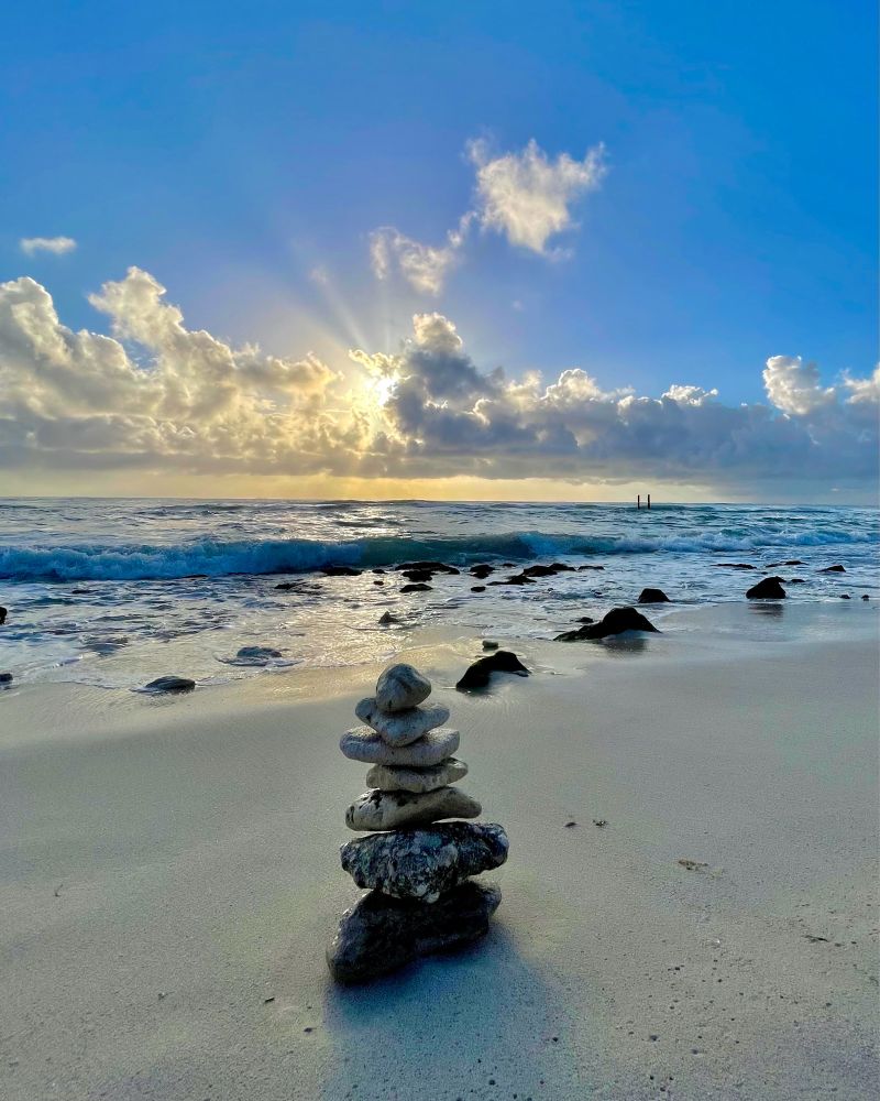 A tower of stones from the seashore is assembled in gratitude to the rising sun as peace comes over the waters 

CC BY-SA 4.0  #Attribution #ShareAlike #photography by @AjmaniK.bsky.social