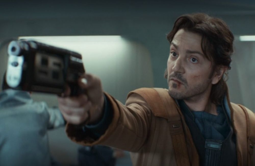 Diego da Luna as Cassian Andor in “Andor” looking for his trafficked sister.