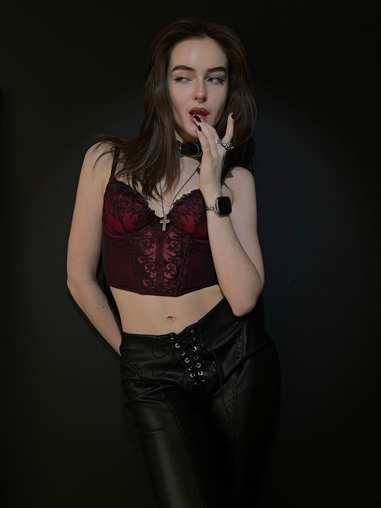 #ass #pants #pantyhose dark feminine energy 
#femmefatale #sexy #sohot #sosexy #foot #footfetish #beautiful #skinny #slimbody #skinnybody #slim #young #18+