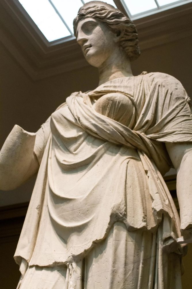 Goddess colossal statue, MFA boston