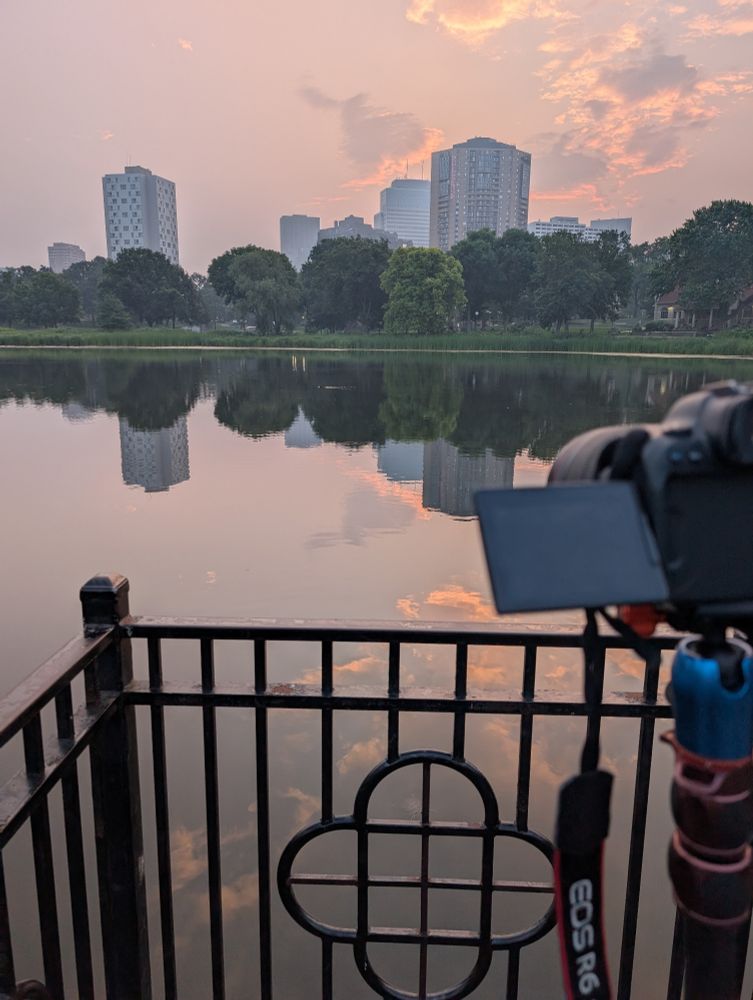 Loring Park and a pond for sunrise 