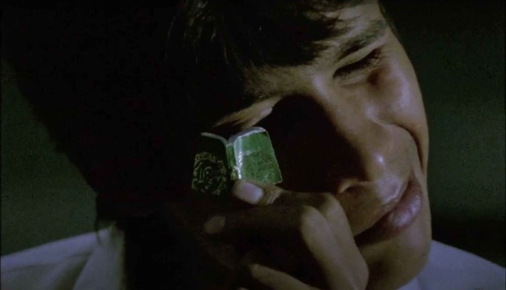 still image from Kamal Swaroop's Om Dar-B-Dar (1988)