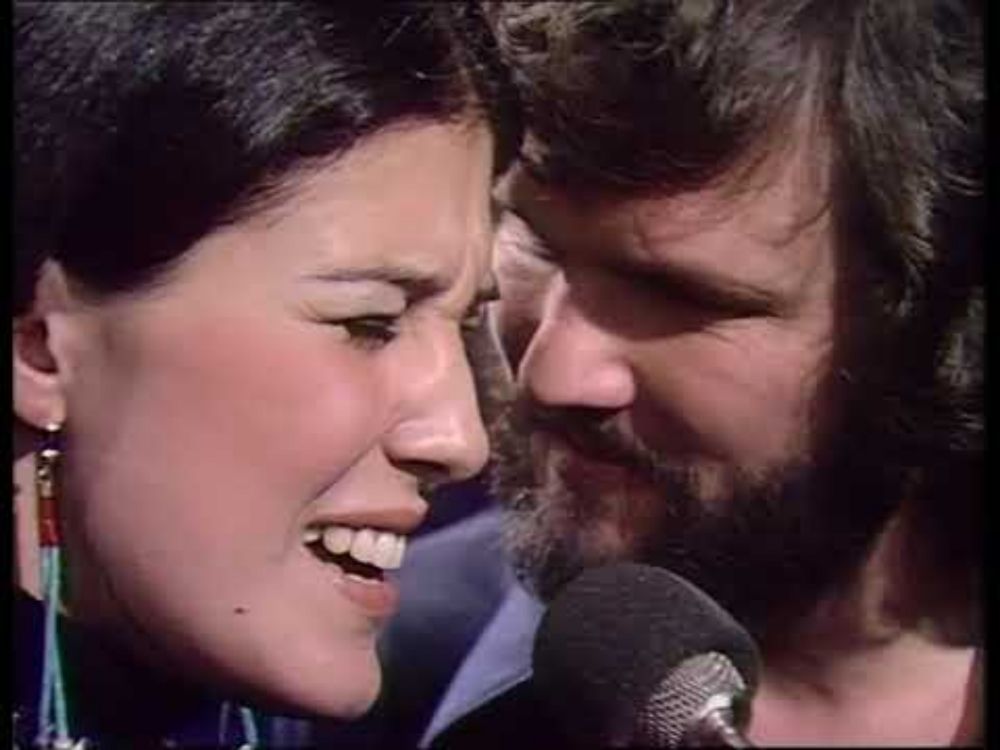 Kris Kristofferson and Rita Coolidge Help me make it through the night live 1972