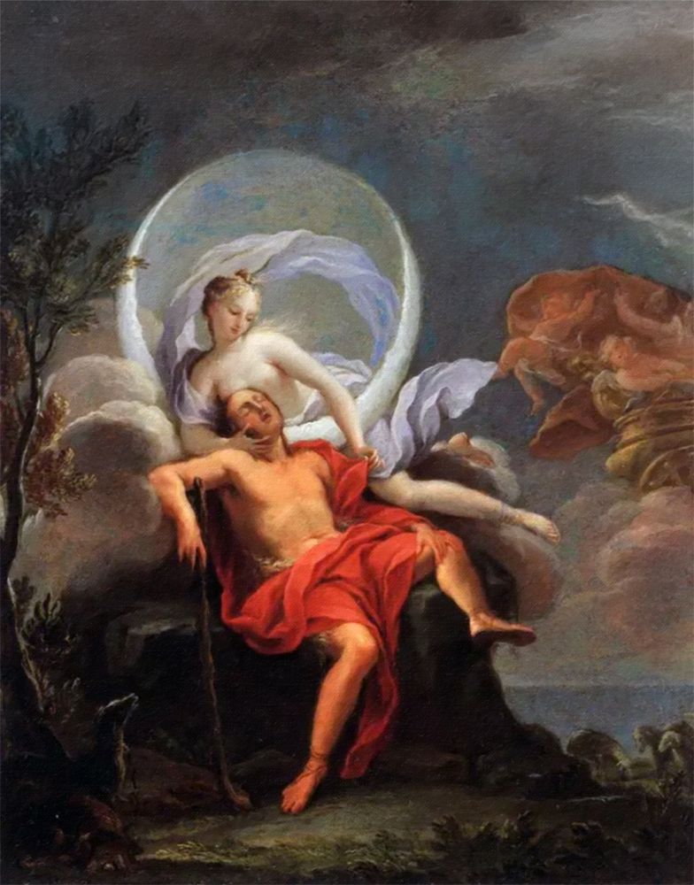 Pintura titulada “Endimión y Selene”, realizada por Filippo Lauri. La escena muestra a Endimión, joven pastor de la mitología griega, profundamente dormido sobre una roca, semidesnudo y cubierto con una tela roja. Su cuerpo descansa con los brazos abiertos, apoyado en un bastón. Tras él, aparece la figura etérea de Selene, diosa de la luna, representada como una mujer luminosa y envuelta en telas vaporosas de tonos azulados y blancos. Selene lo observa con ternura, inclinada hacia él, mientras lo rodea un halo en forma de luna creciente que enmarca su cabeza. Nubes suaves y luces celestiales refuerzan el tono onírico de la escena. A la derecha, en un segundo plano, se perciben formas abstractas en tonos rojizos, posiblemente simbolizando otros dioses o un plano divino. La composición irradia quietud, deseo y eternidad suspendida.