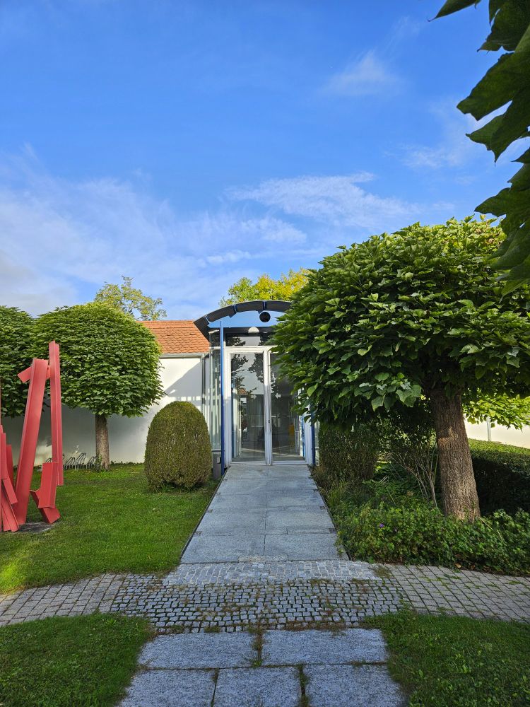 The entrance to the University of Stuttgart's Eulenhof.