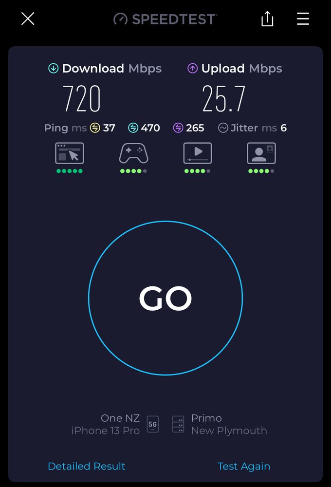 Screenshot of Speedtest.net showing 720Mbps download speed over 5G