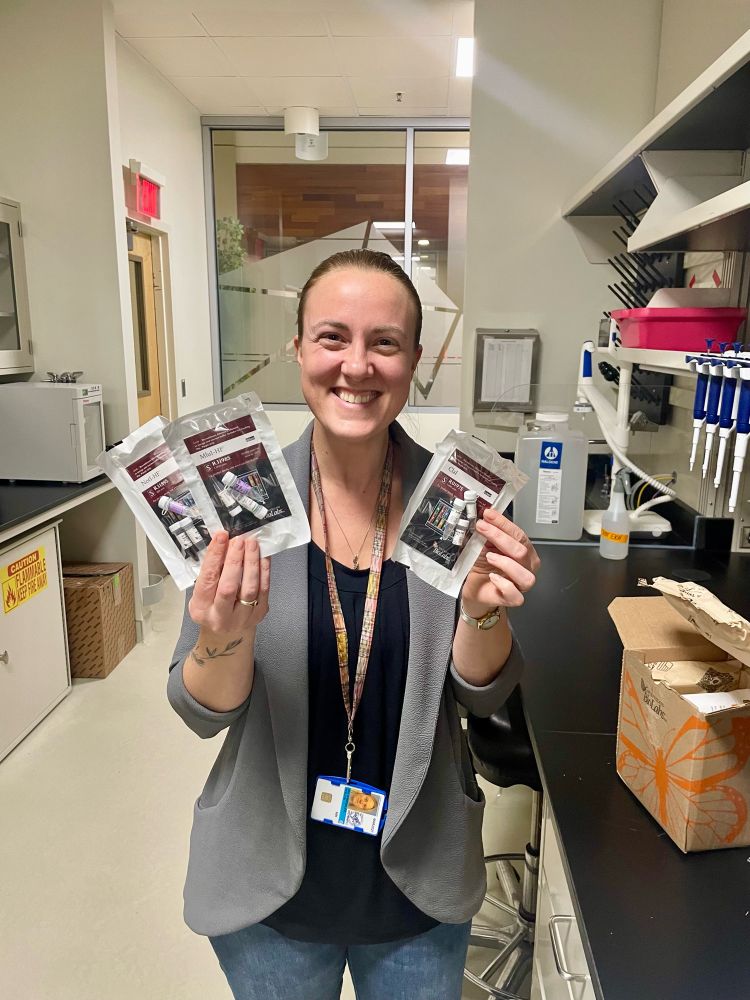 Neeltje receiving first order