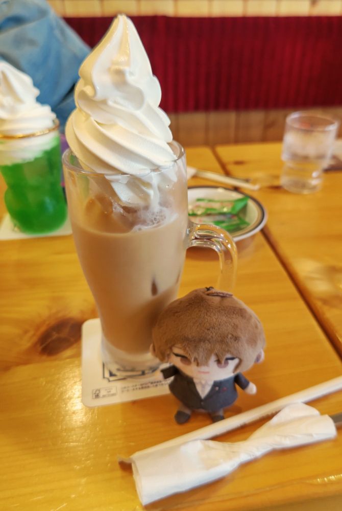 コメダのクリームオーレ
にじぱぺ加賀美