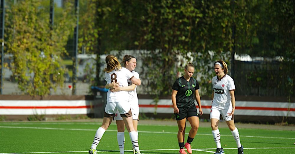 3:2-Heimsieg - 1. Frauen des FC St. Pauli überzeugen gegen Wolfsburg II - FC St. Pauli