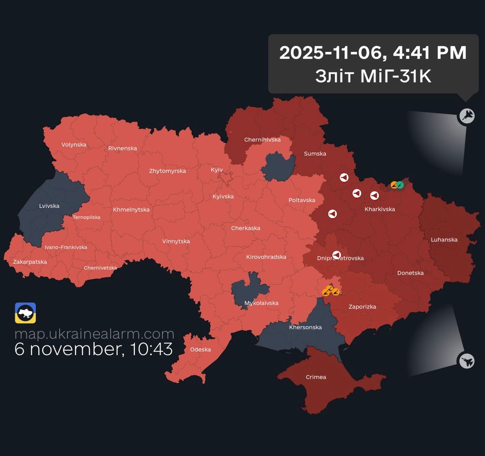 An air raid map of Ukraine for November 6 , with almost every single area covered in red. Missile carrying airplanes are incoming. 