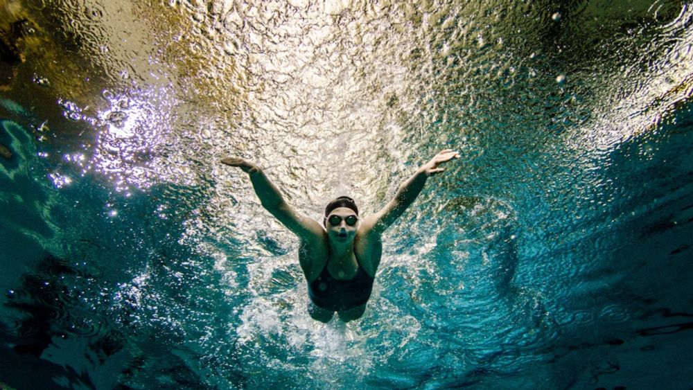 Experts detail the benefits of swimming, from strengthening your muscles to reducing inflammation and boosting your mental health—and how to get started.