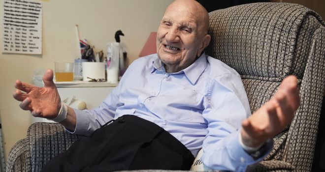 Well-wishers are being urged to send 100th birthday cards to a Second World War veteran who served in the Arctic Convoys to make his surprise celebration extra special.