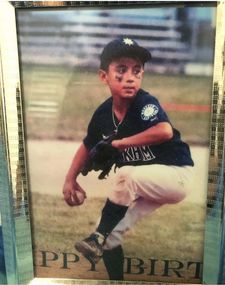 Jonah Tong pitching in little league 