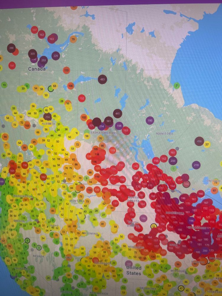 Purpleair map showing air quality across North America. Purples are the worst, green is good. Chicago’s air quality is not as bad as it is in Saskatchewan and the Northwest Territories. 
