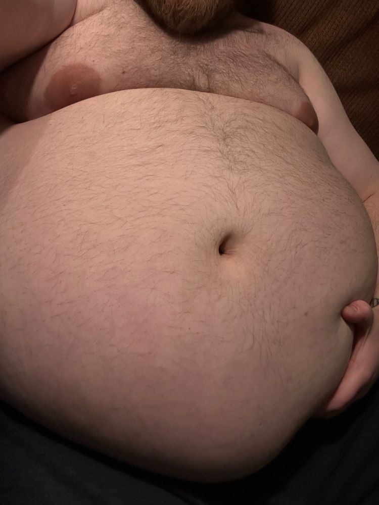 Torso shot of me, focused on round belly