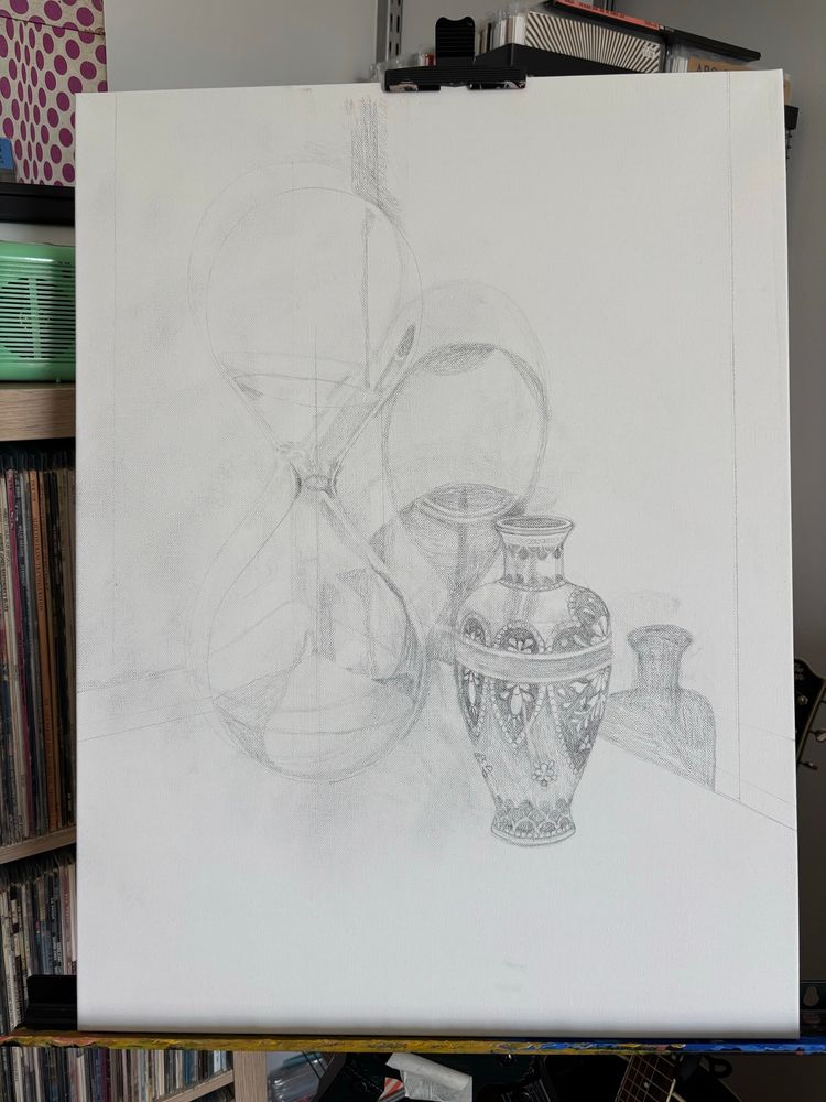Pencil sketch on a canvas of an hourglass and a vase with shadows 