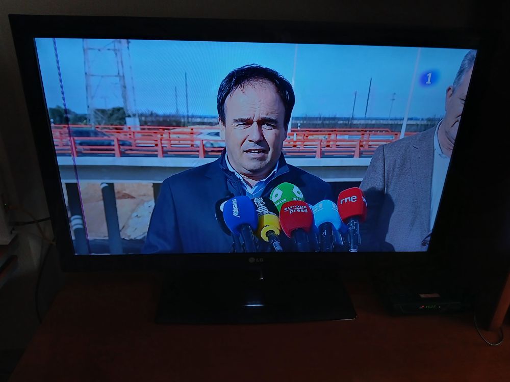 Indignante que Pérez Llorca diga que el día 30 cuando fué al Cecopi, en calidad de Sindic, nadie le informó de que había fallecidos por la Dana !!
Si ya lo había anunciado Mazón el día 29 por la noche !!
Però, en manos de quién estamos ??