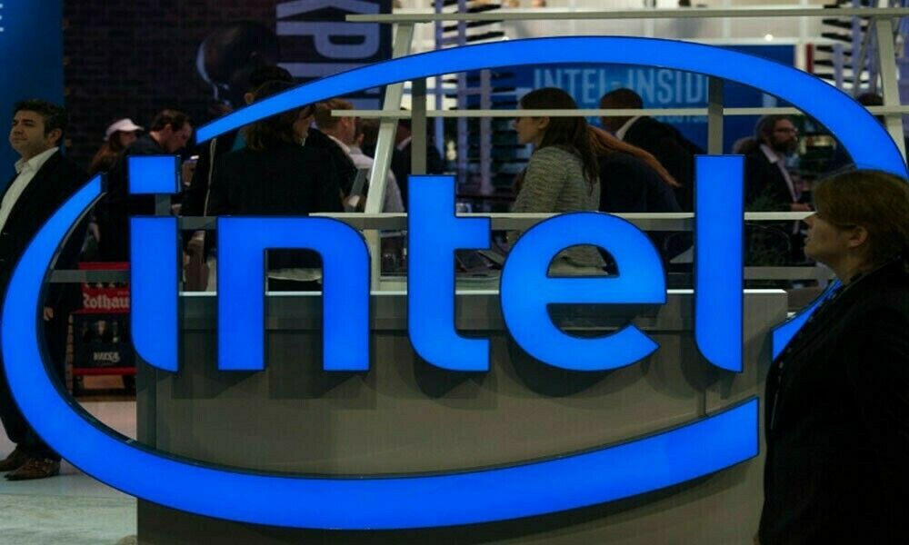 Intel to Cut 15% of Jobs, Suspend Dividend