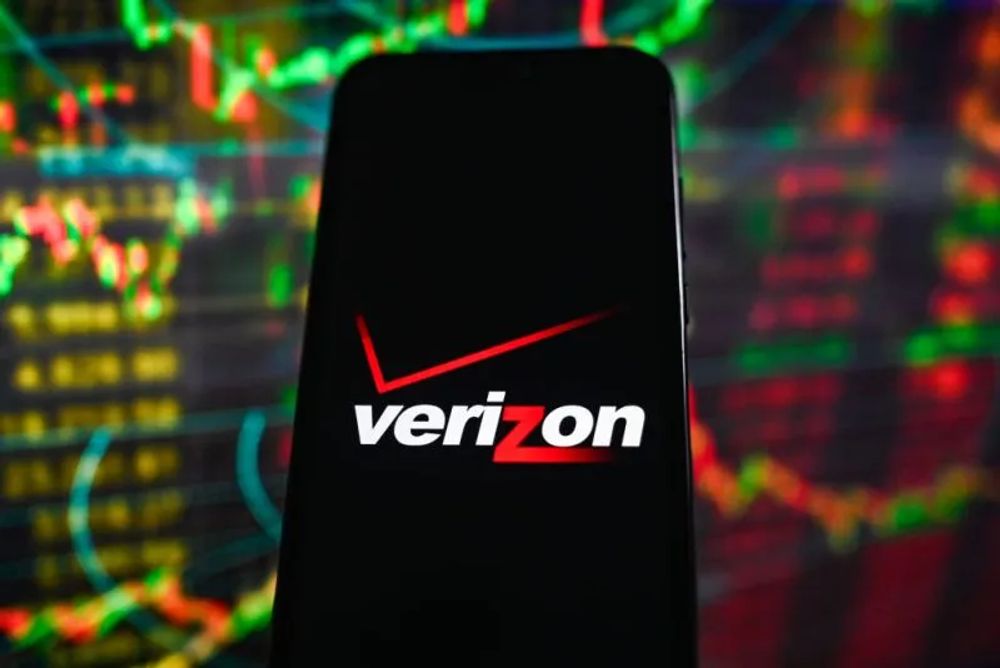 FCC Probes Verizon Mobile Outage for Thousands in US