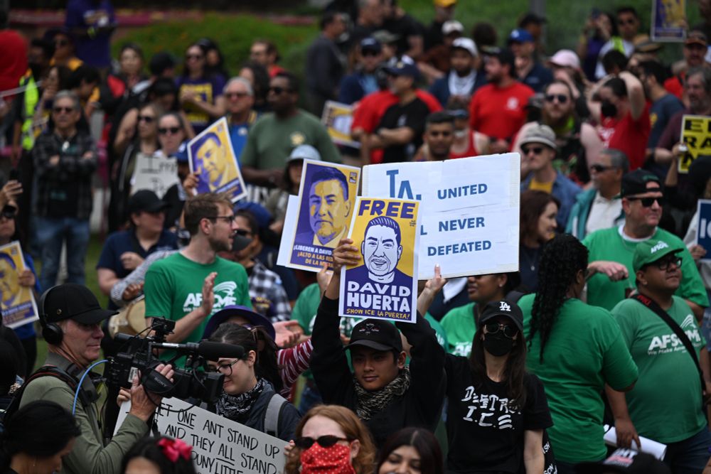 Crowded rally, holding up signs that say free David Huerta, & Los Angeles United will never be defeated.