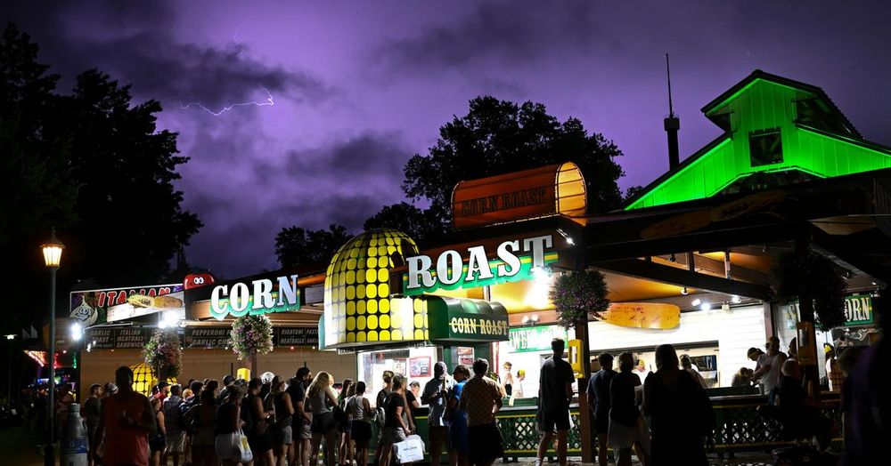 When you can’t think past deep-fried pickles and mini donuts, the new app from the Minnesota Star Tribune will help you decide what to eat.