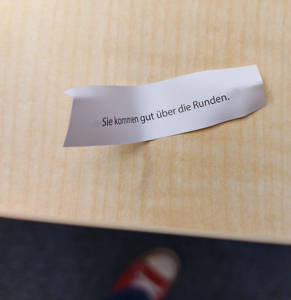 Glückskekstext "Sie kommen gut über die Runden"