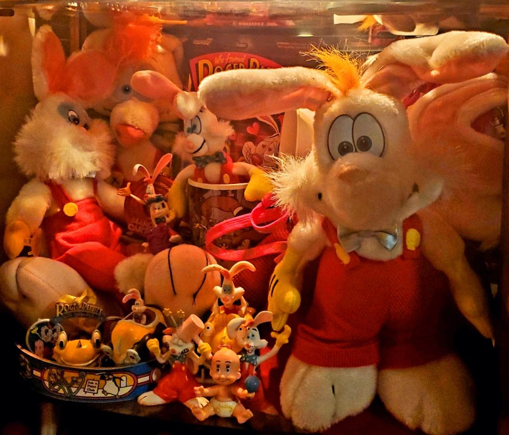 Mixture of Roger Rabbit merchandise, from the 1988 "Who Framed Roger Rabbit" movie. 