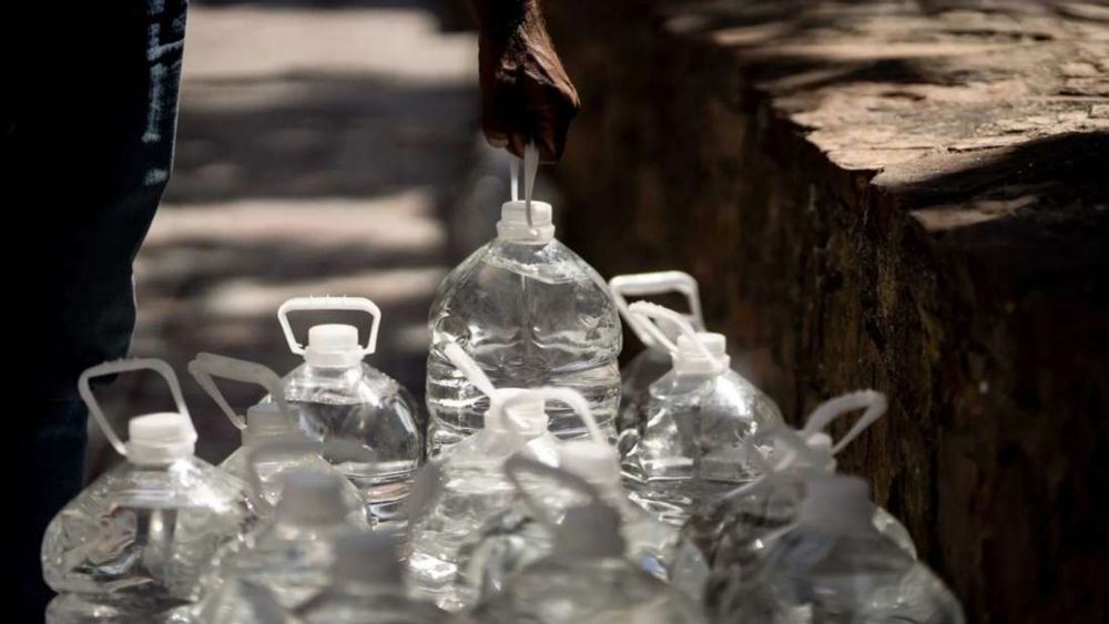 Wassermangel in Andalusien: Touristen gehen, die Dürre bleibt - Countdown zu Restriktionen läuft