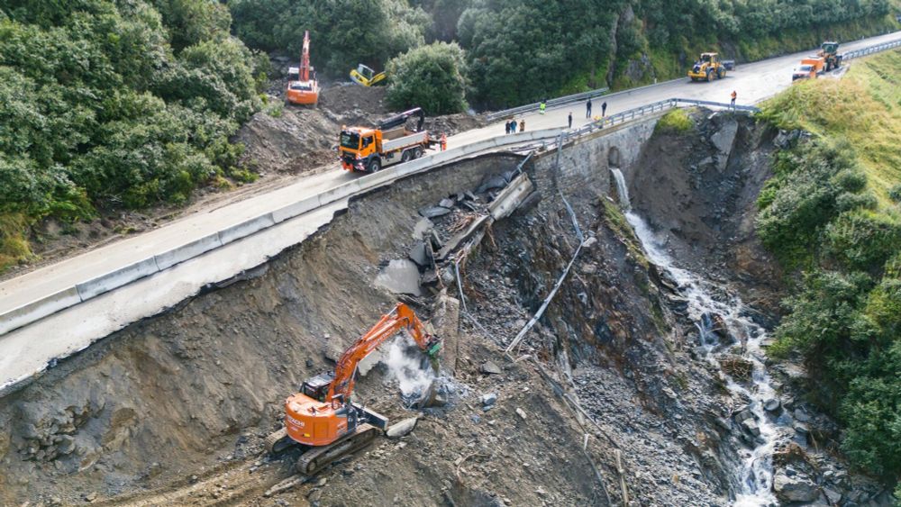 Starkregen - Arlberg-Pass in Österreich bleibt nach Unwetterschäden zu