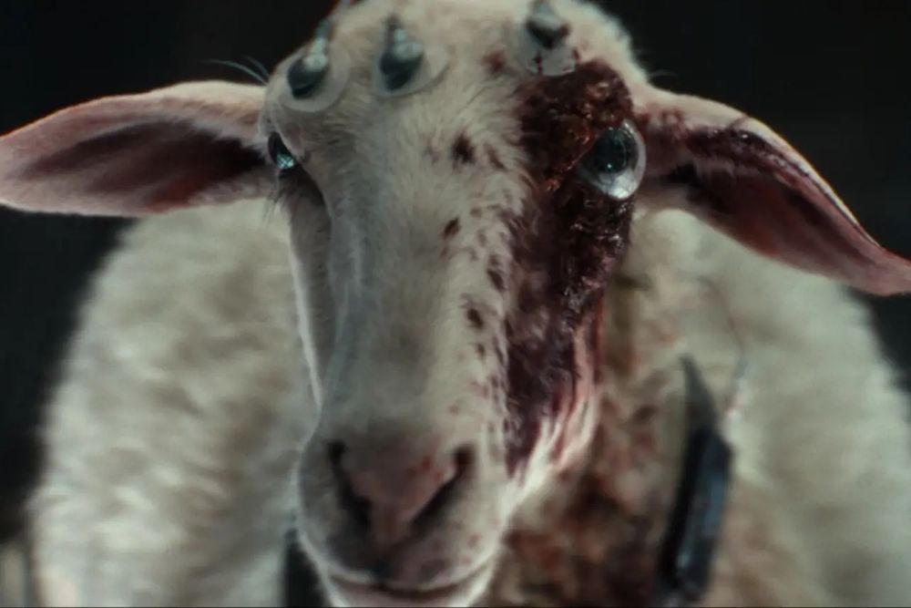 An image of the scary sheep monster from Alien: Earth. 