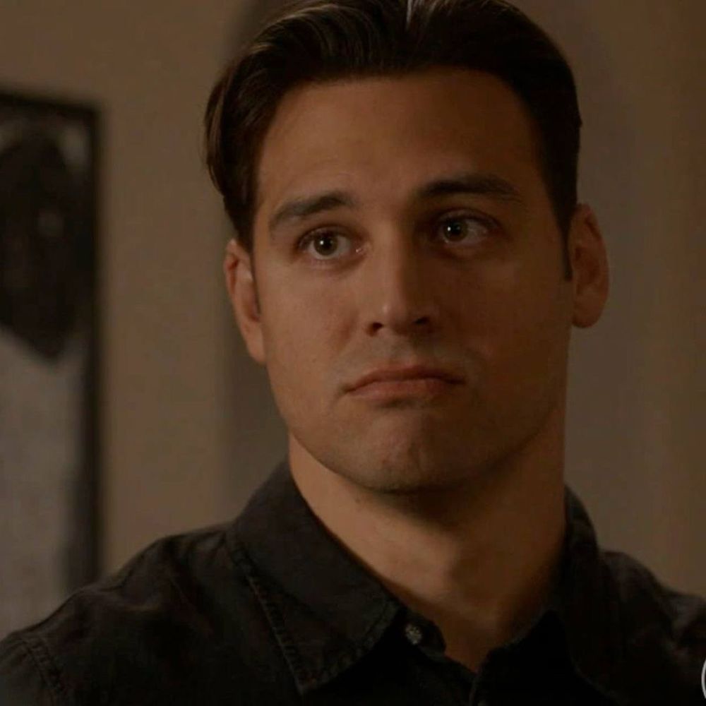 Ryan Guzman as Eddie Diaz (9-1-1, ABC). His eyes are wide, looking at someone.