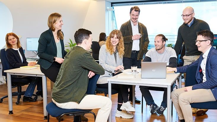 Discussion of young researcher. 