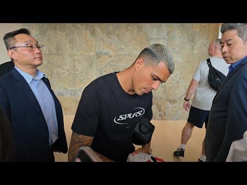 THE PLAYERS AT KERRY HOTEL, HONG KONG: Romero, Porro and Richarlison Sign for Fans