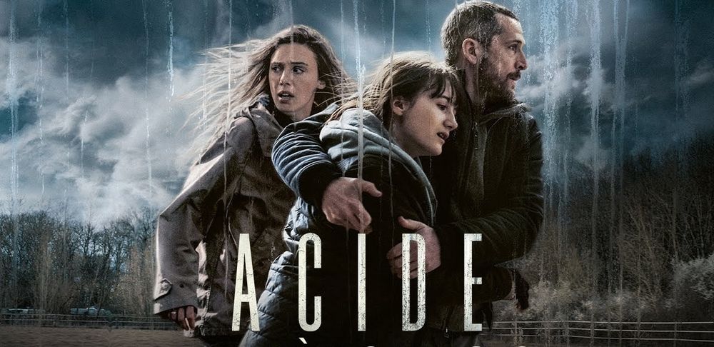 Affiche du film fr Acide. Une famille sous la pluie est terrifiée 