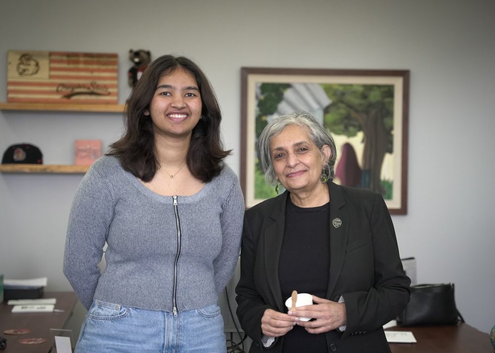 President Murthy with student Jindhura.